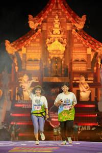 BIB: 293
                            <button type="button" onclick="openModal(22478127)" class="btn btn-primary btn-sm float-right btn-popup" data-toggle="modal" data-target=".modal-high-quality">
                        <i class="fas fa-shopping-cart"></i> Add to Cart
                    </button>
                                            <button type="button" onclick="isThisMe(22478127, true)" class="btn btn-success btn-sm float-right btn-popup btn-isme hidden" data-toggle="tooltip" data-placement="bottom" title="นี่คือรูปของคุณใช่ไหม คลิกที่นี่เพื่อเอาเข้าอัลบั้ม">
                        <i class="fas fa-plus"></i> Add to album
                    </button>
                    <button type="button" onclick="isThisMe(22478127, false)" class="btn btn-warning btn-sm float-right btn-popup btn-isnotme hidden">
                        <i class="fas fa-ban"></i> Remove from album
                    </button>